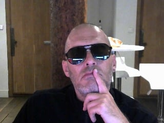 test - Gratis Videor - 357654977