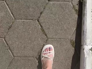 359992724