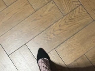 360573952